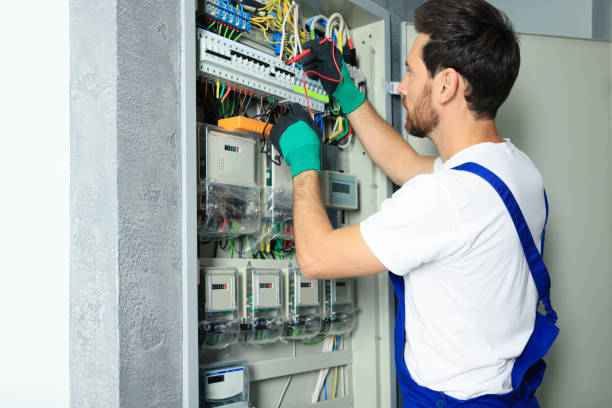 Best Electrical Repair Services  in Garfield Heights, OH